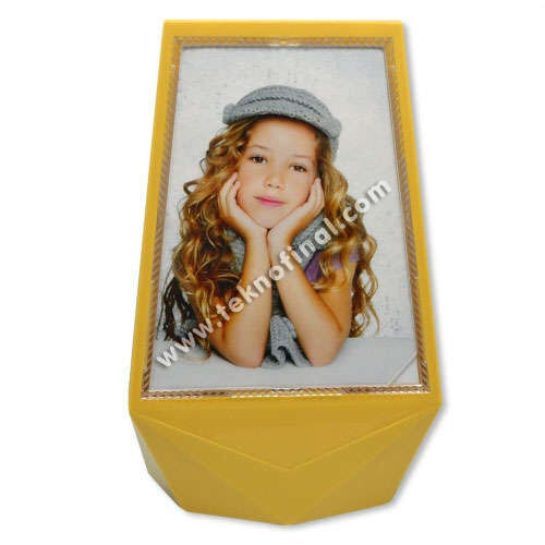 Ay Yıldız Led Işıklı Dönen Küp Çerçeve - 9