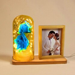 LED'li Ahşap Güllü Cam Fanus Çerçeve - 6