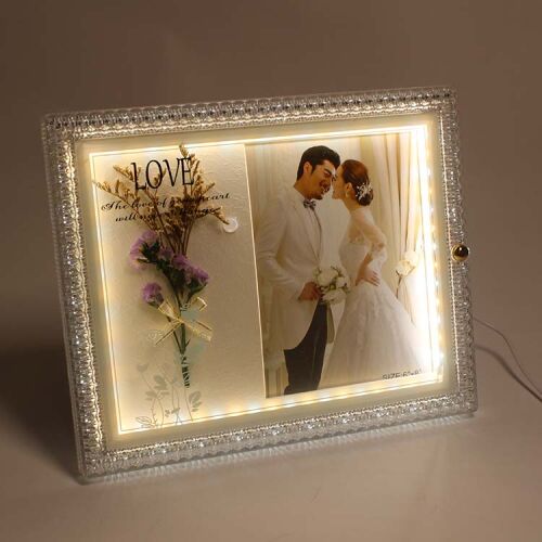 LED'li Çiçekli Fotoğraf Çerçevesi - 4