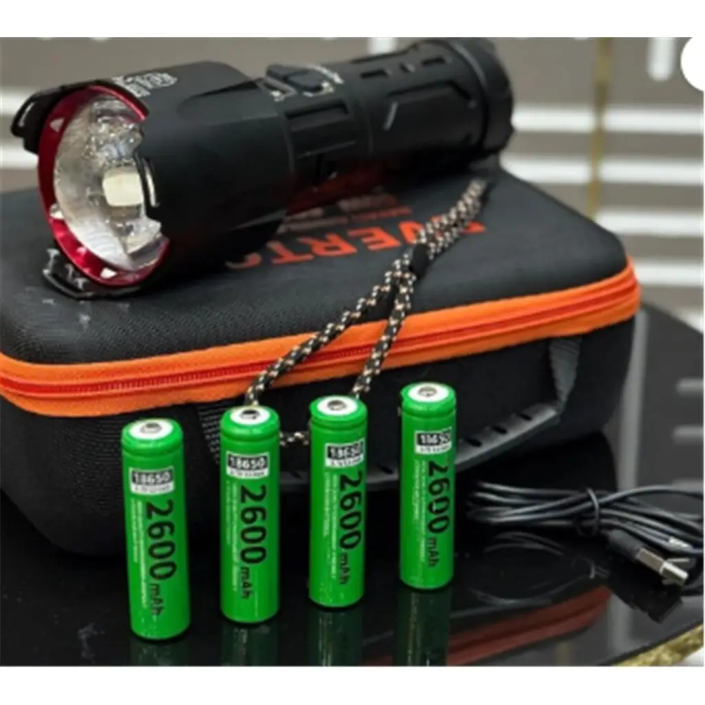 Everton RT-T709 Çantalı Metal Fener 60w 6000 lümen Led Gösterge 4-2600 mah Şarjlı Pil Zoomlu