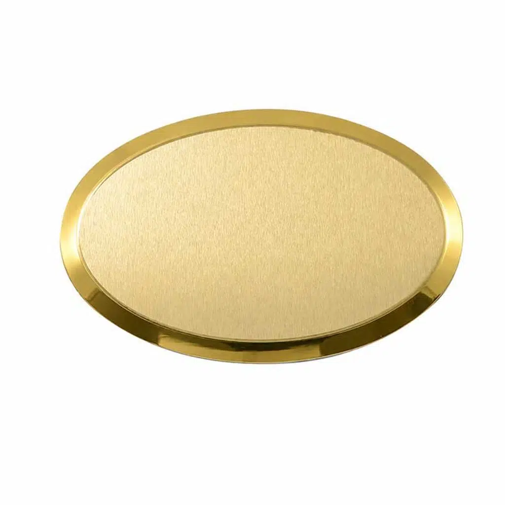 Oval Metal Yaka İsimliği (altın)